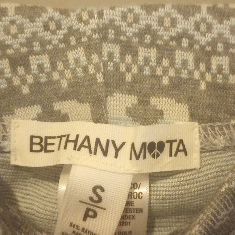 BETHANY MOTA Complete Set!* - Picture 7 of 8